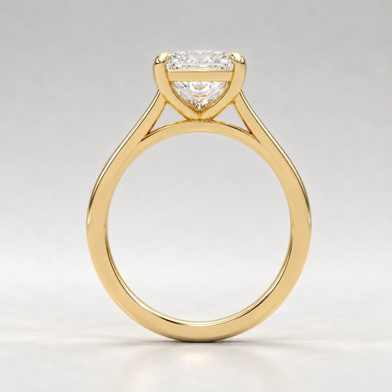 The Jura Oval Solitaire in 18ct Yellow Gold — REAU